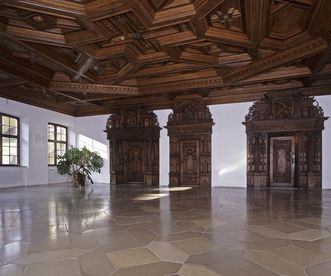 Audienzsaal mit Renaissance-Portalen in der Prälatur von Kloster Ochsenhausen