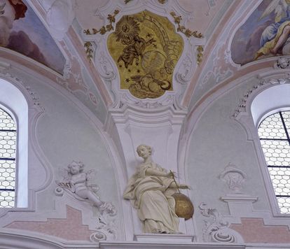 St. Georg als Gesimsfigur an der Nordwand der Klosterkirche Ochsenhausen