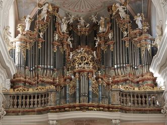 Kloster Ochsenhausen, Detailansicht Orgelgabeln 