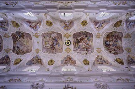 Monastère d'Ochsenhausen, Détail, fresque au plafond de la nef principale de l'église
